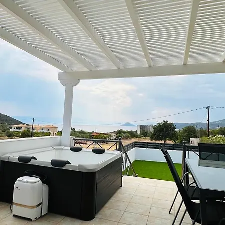 Saladi House Holiday home Dhidhima